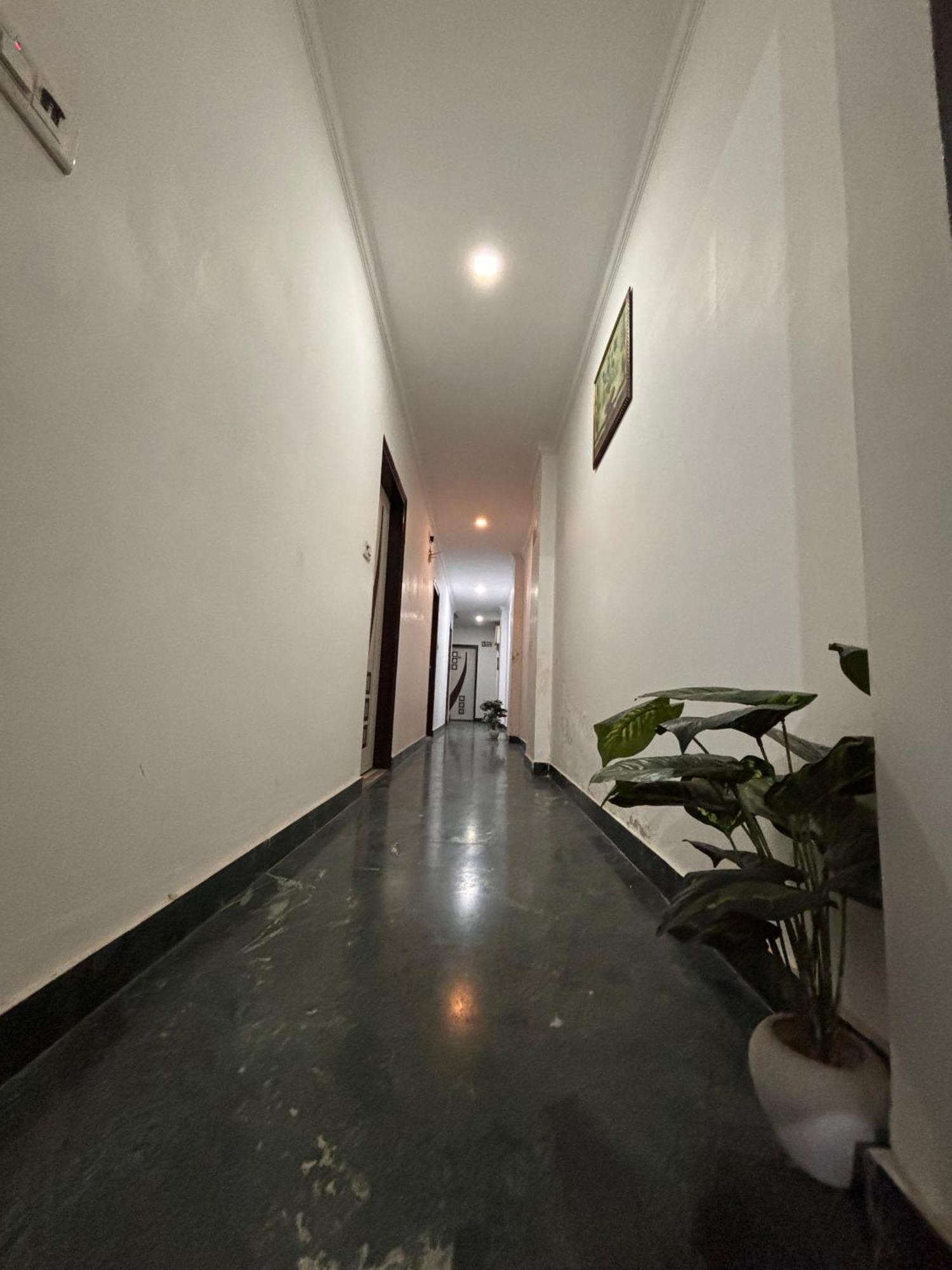 Clink Airport Stay -New Delhi Nova Deli Exterior foto