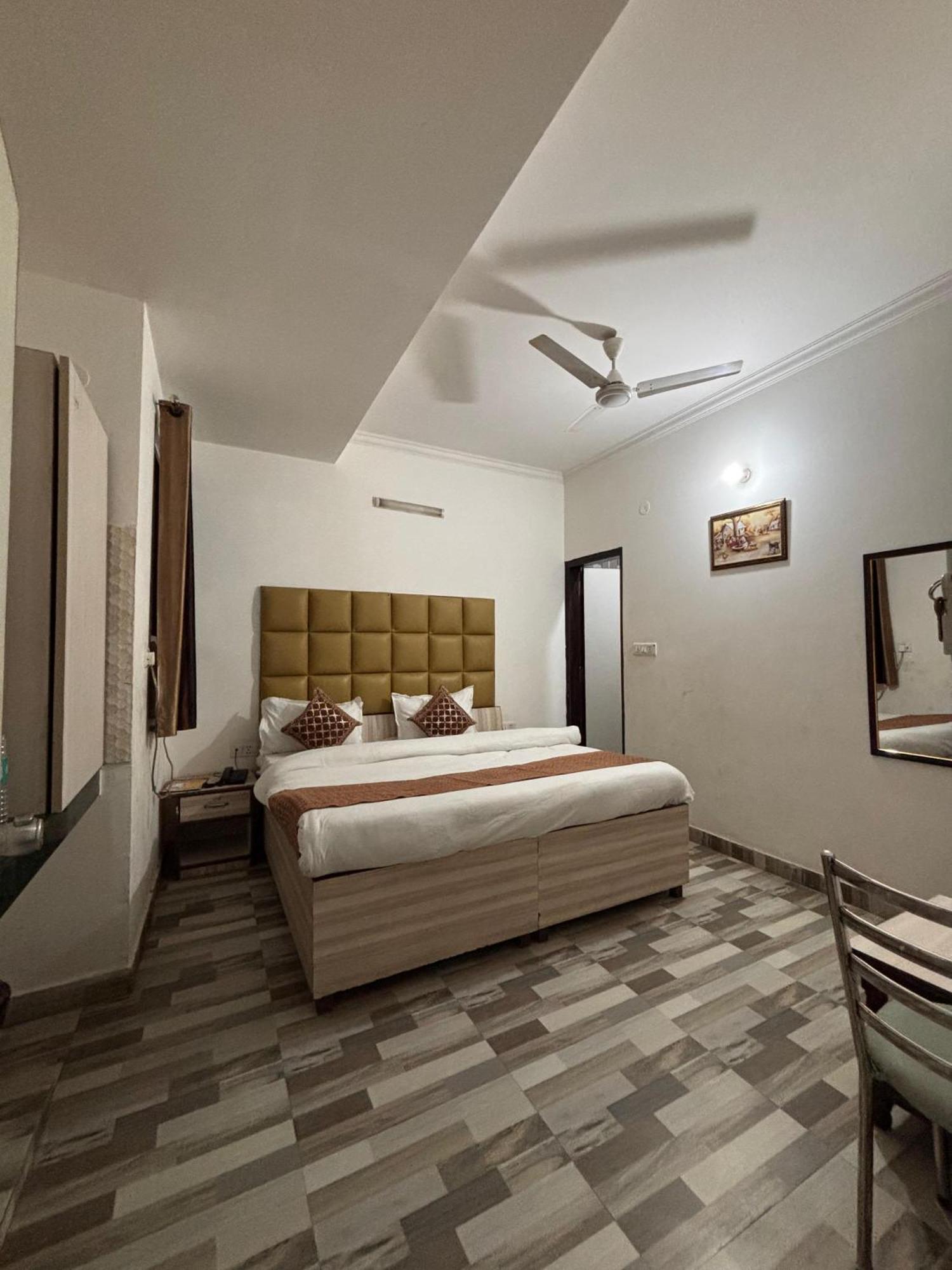 Clink Airport Stay -New Delhi Nova Deli Exterior foto
